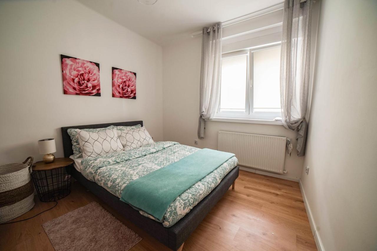 Bella Rosa Daire Opole Dış mekan fotoğraf